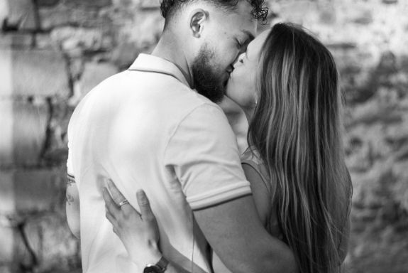 Photographe de couple en extérieur à geneston, loire-atlantique